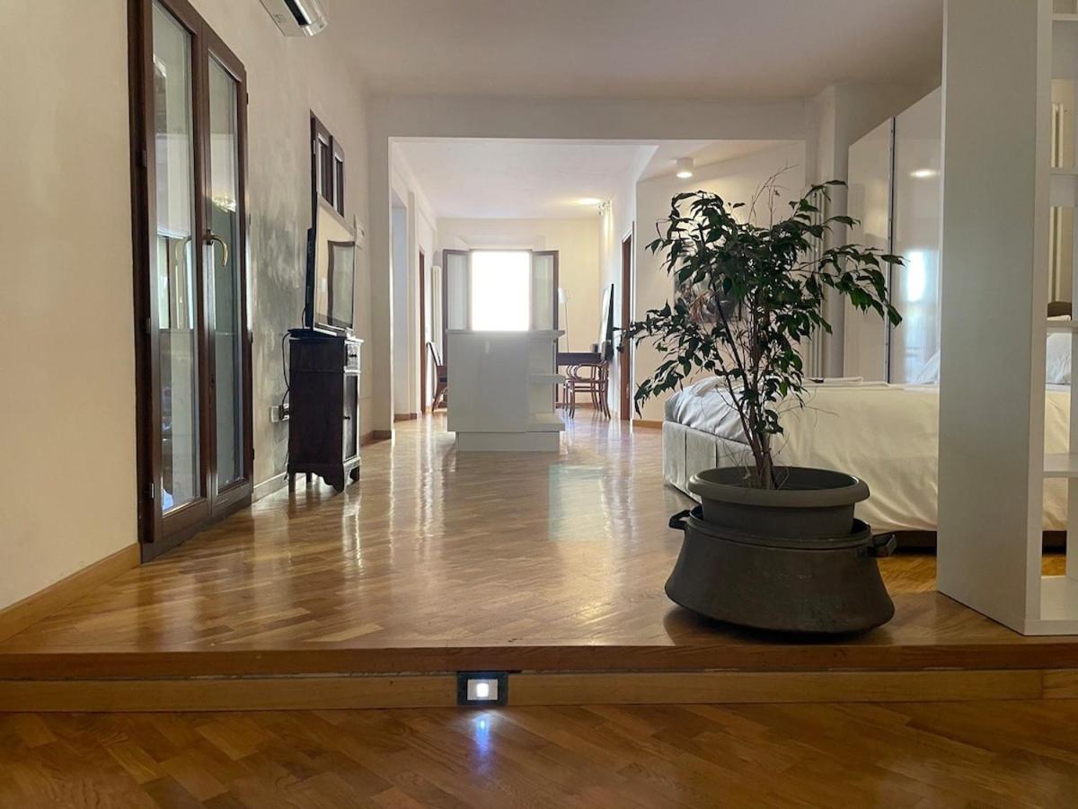 Loft Del Pratello Apartment Bologna Luaran gambar
